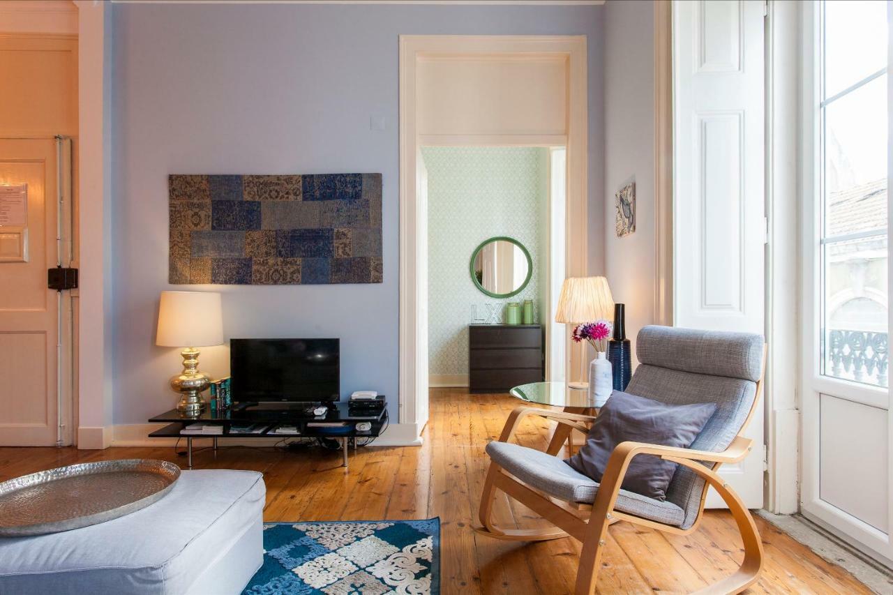 Bairro Alto 3 Bedroom Patio Flat! Lisbon Exterior photo